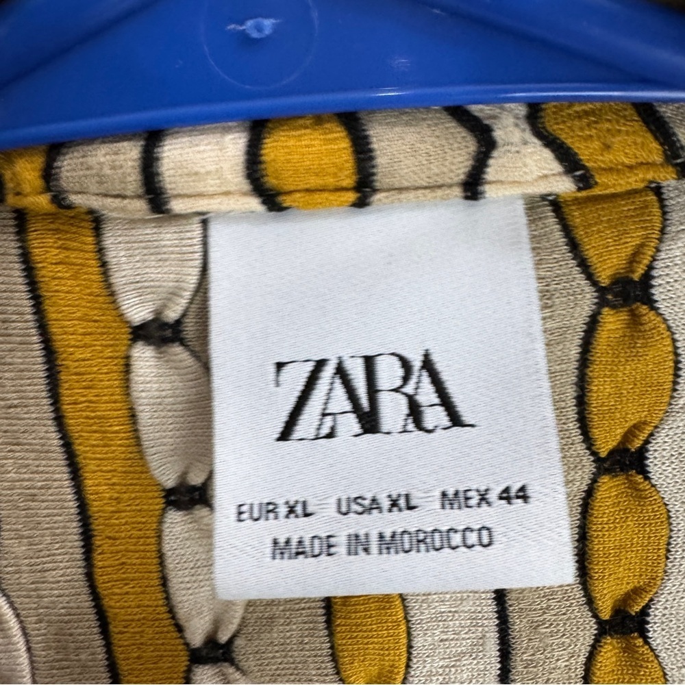 Zara Button Up Shirt Size XL - Picture 2 of 6